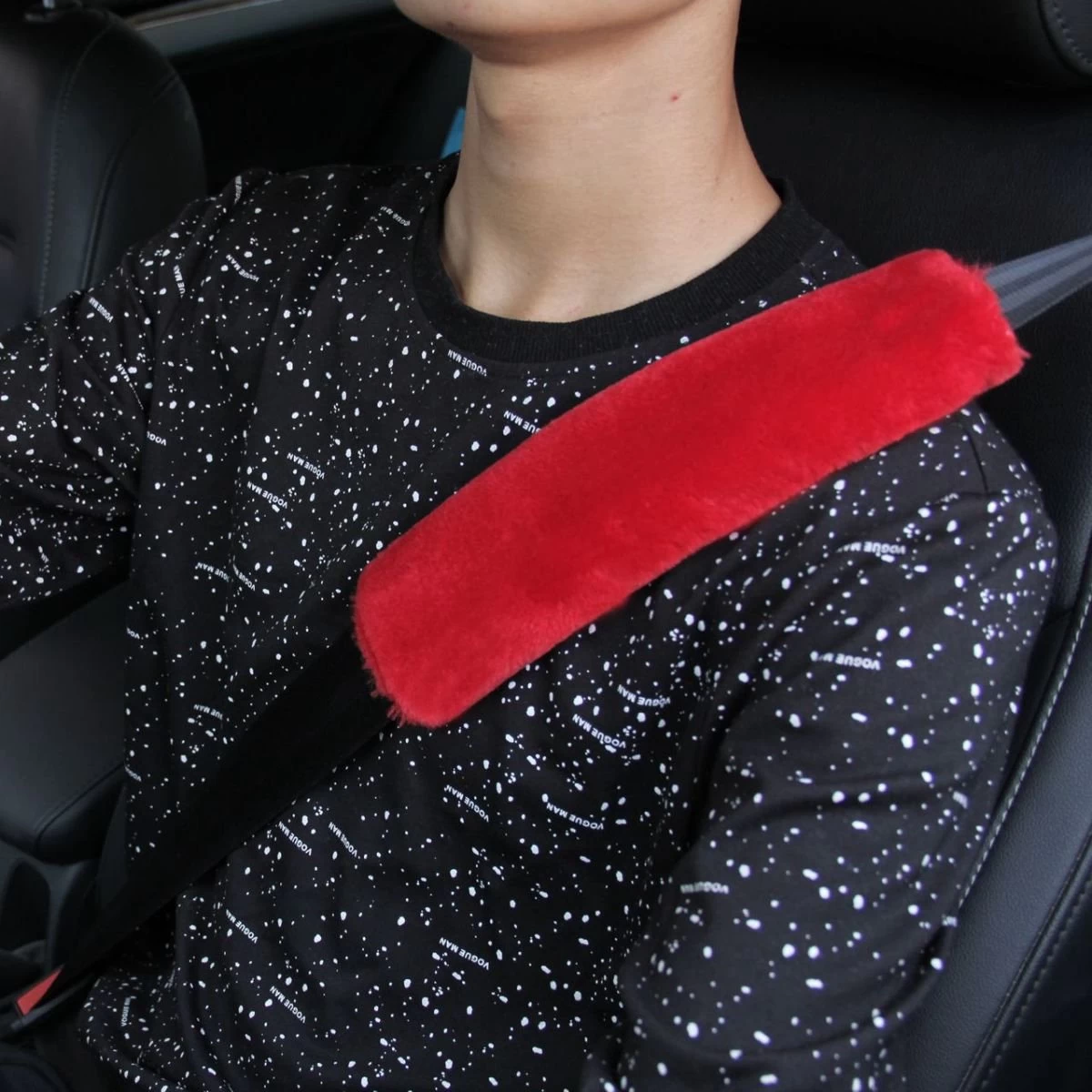 Hazlö Luxe Gordelhoezen - Extra Zacht - Schouderhoezen - Gordelkussen - Auto Gordel Beschermer - Gordel Beschermer - Gordelhoes - 2 Stuks - Rood - Afbeelding 5