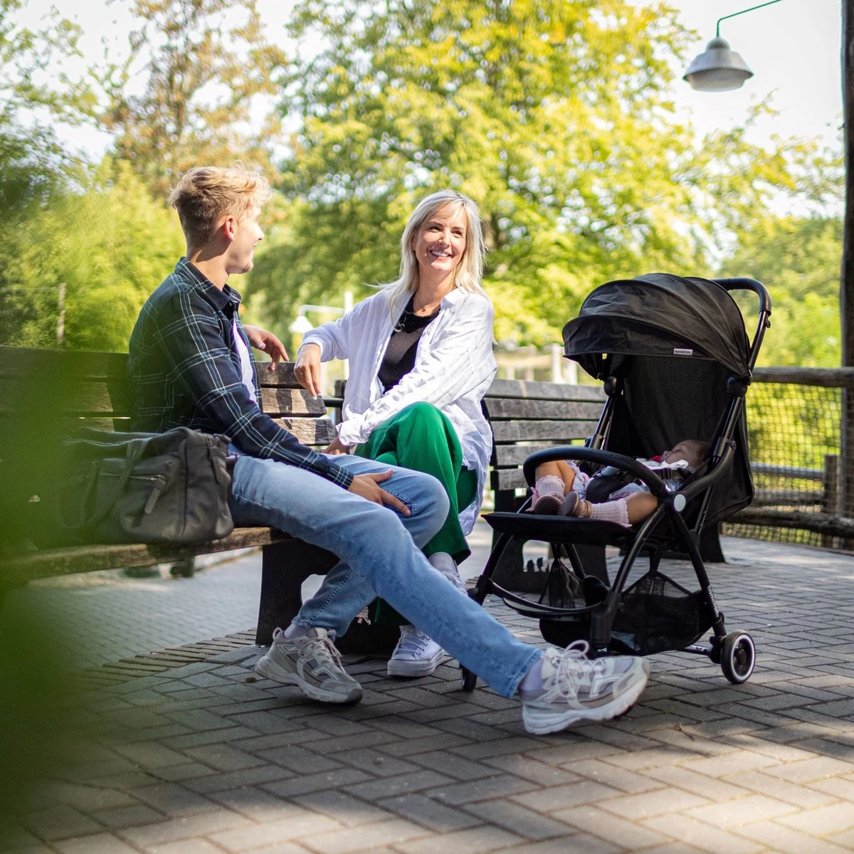 Hamilton By Yoop X1 Plus Buggy – Nieuw, Hoger, Uitgebreider 2023 Model – Premium Stroller Met One Hand Folding Technologie – Zwart – Lichte, Verstelbare En Wendbare Kinderwagen Met Vele Gemakken - Afbeelding 9