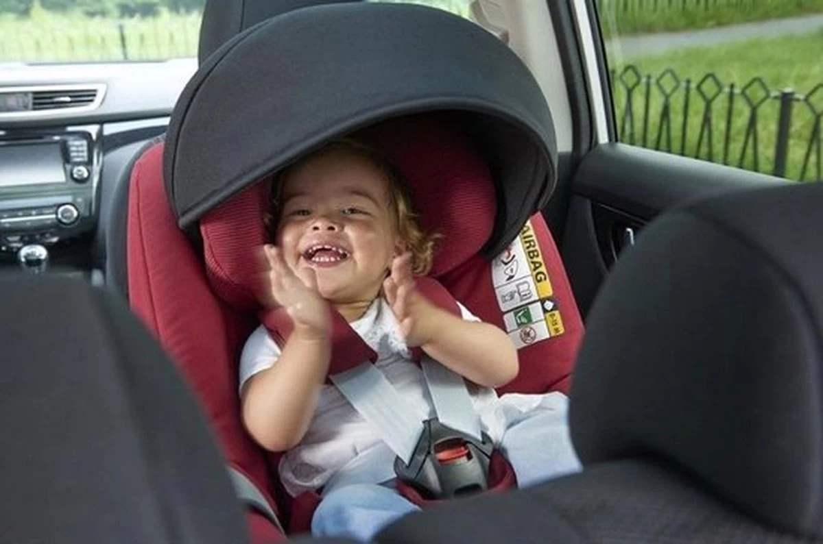 Maxi-Cosi Groep 1 Autostoel - Zonnekap - Zwart - Afbeelding 3