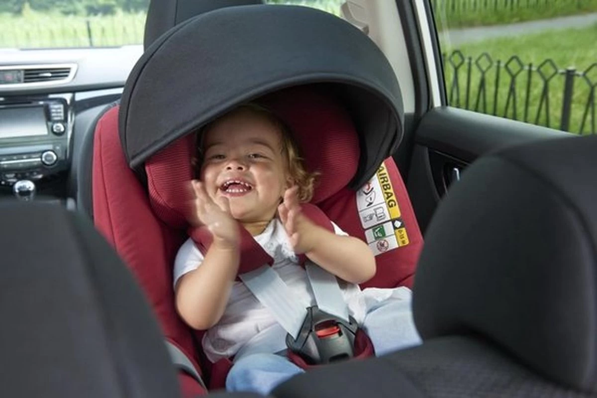 Maxi-Cosi Groep 1 Autostoel - Zonnekap - Zwart - Afbeelding 2